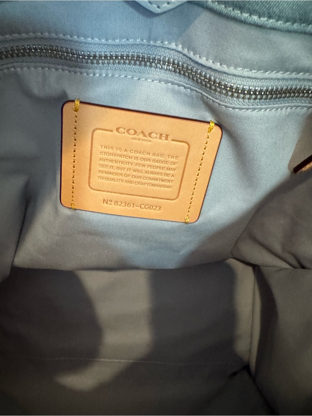 Coach purse - Picture 6 of 6